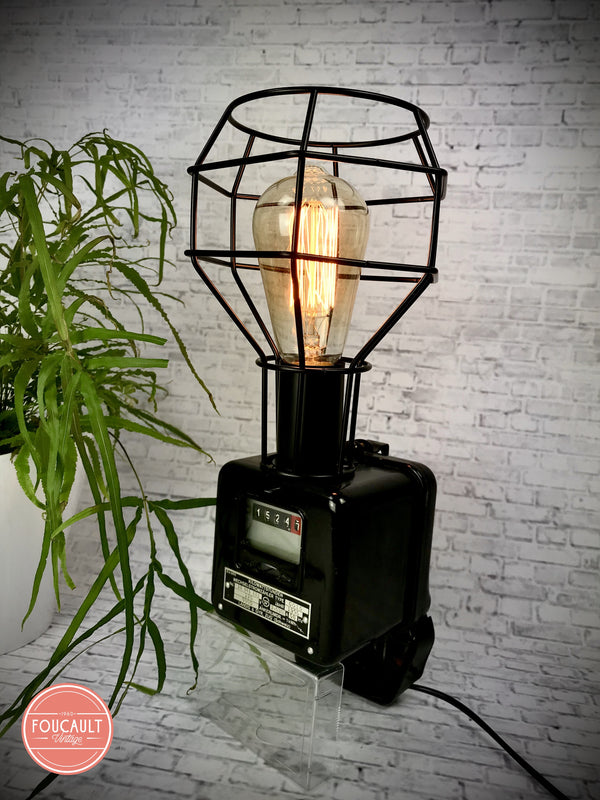 Stromzähler-Wandlampe